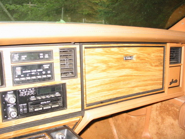1984 Cadillac Seville Continential Package - photo 8