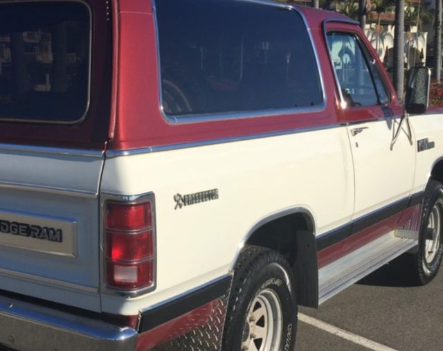 1985 Dodge Ramcharger Prospector - photo 7