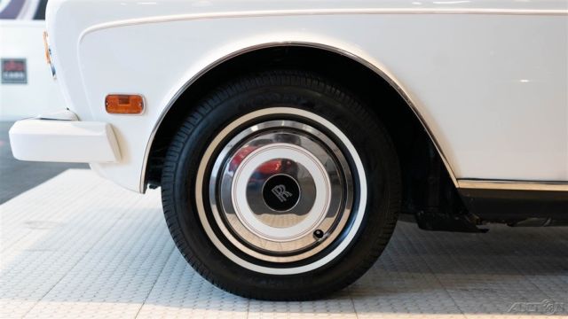 1987 Rolls-Royce Corniche Convertible - photo 11