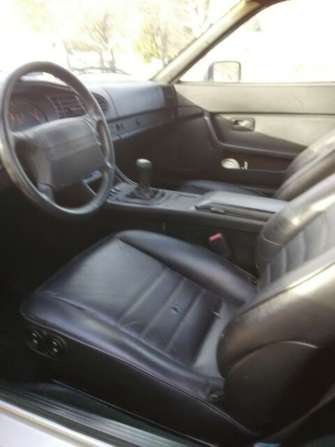 1987 Porsche 944 hatch-back coupe - photo 3