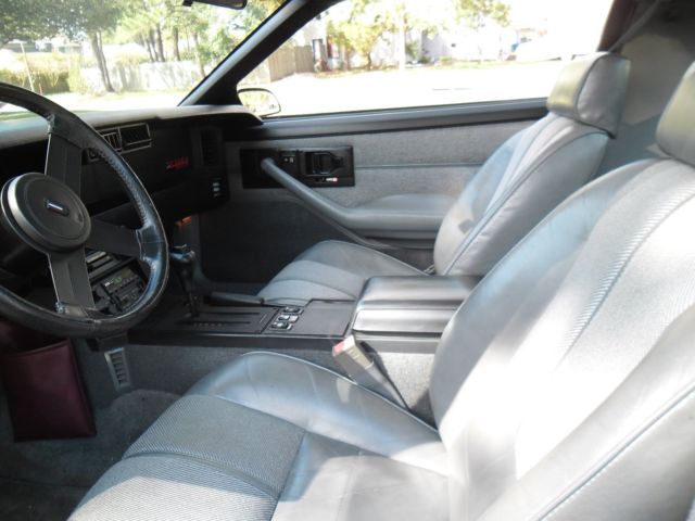 1988 Chevrolet Camaro Z28 - photo 4