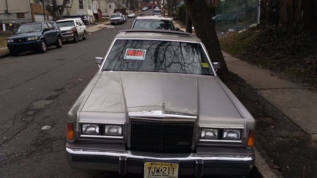 '89 Lincoln Town Car 1989 Lincoln Town Car