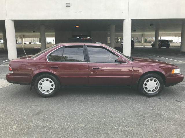 1989 Nissan Maxima GXE FULLY LOADED - photo 2