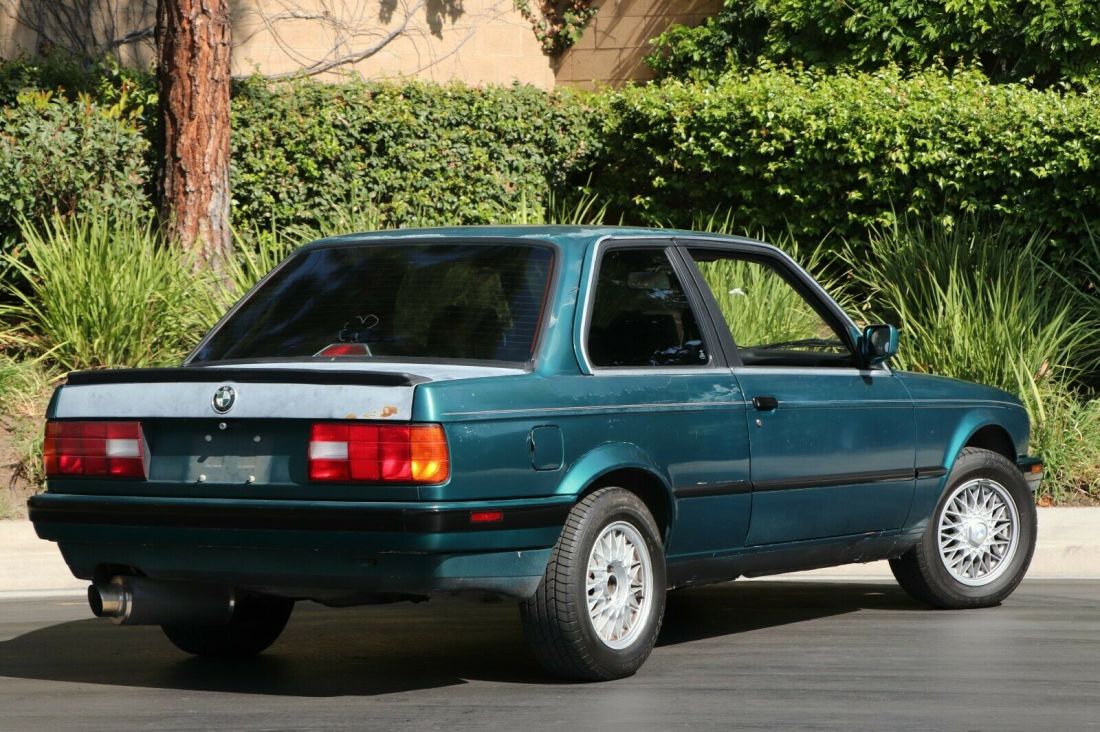 1991 BMW 3-Series E30 325i/iS - photo 2