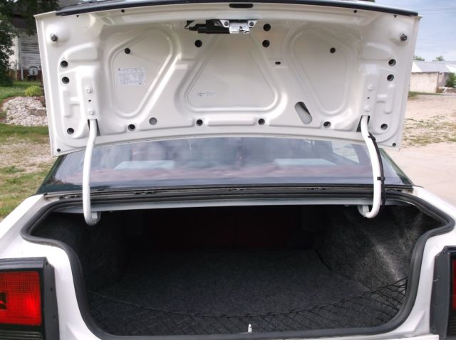 1991 Oldsmobile Cutlass Garnet Red Trim - photo 10