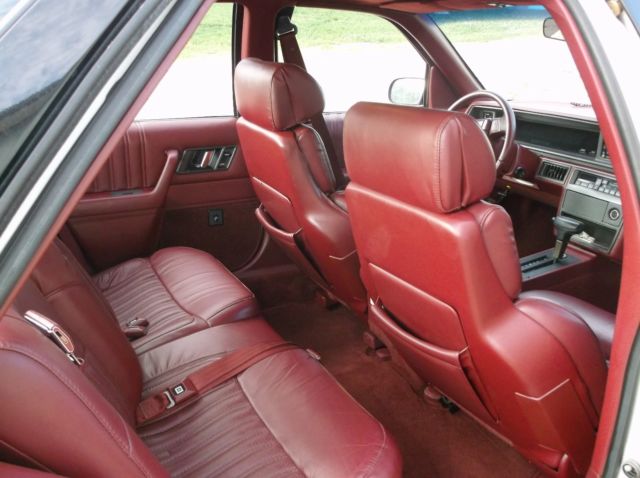 1991 Oldsmobile Cutlass Garnet Red Trim - photo 8