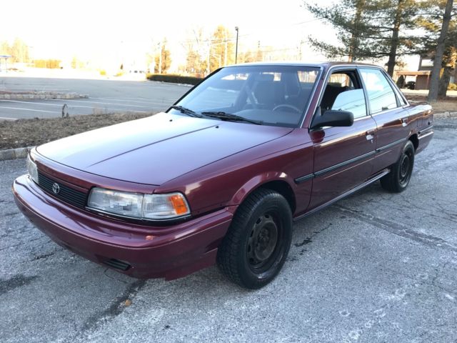 1991 Toyota Camry Deluxe - photo 3