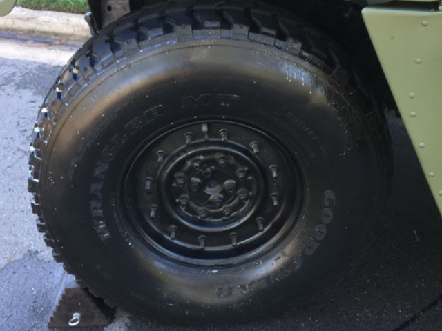 1993 Hummer H1 M998 Military HMMWV (humvee) - photo 9
