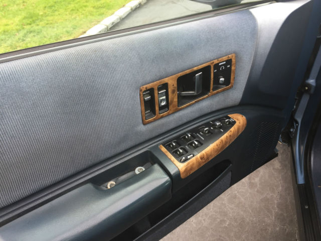 1993 Chevrolet Caprice CAPRICE CLASSIC STATIONWAGON - photo 11