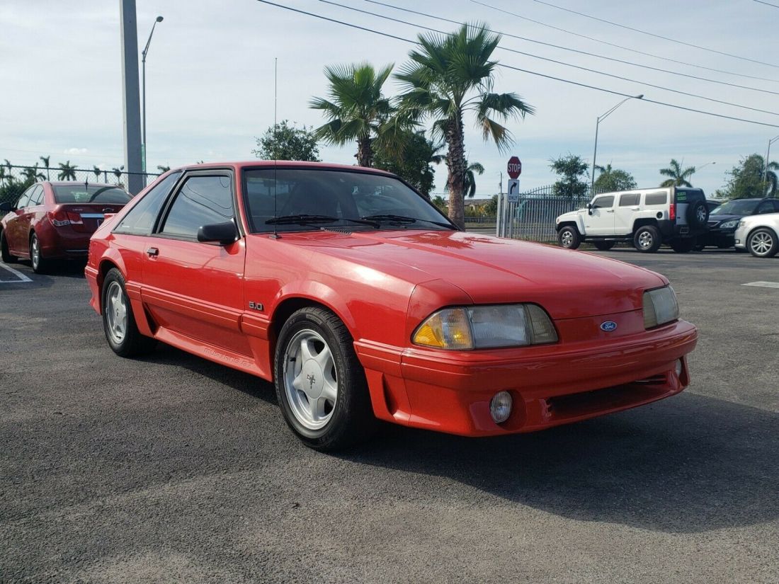 '93 Fox body Mustang GT in Bright Red and garage kept only 49K miles NEW CLUTCH 1993 Ford Mustang GT