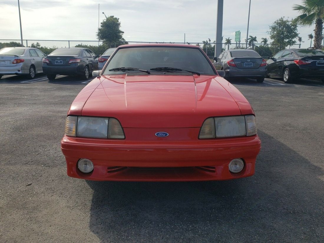1993 Ford Mustang GT - photo 2