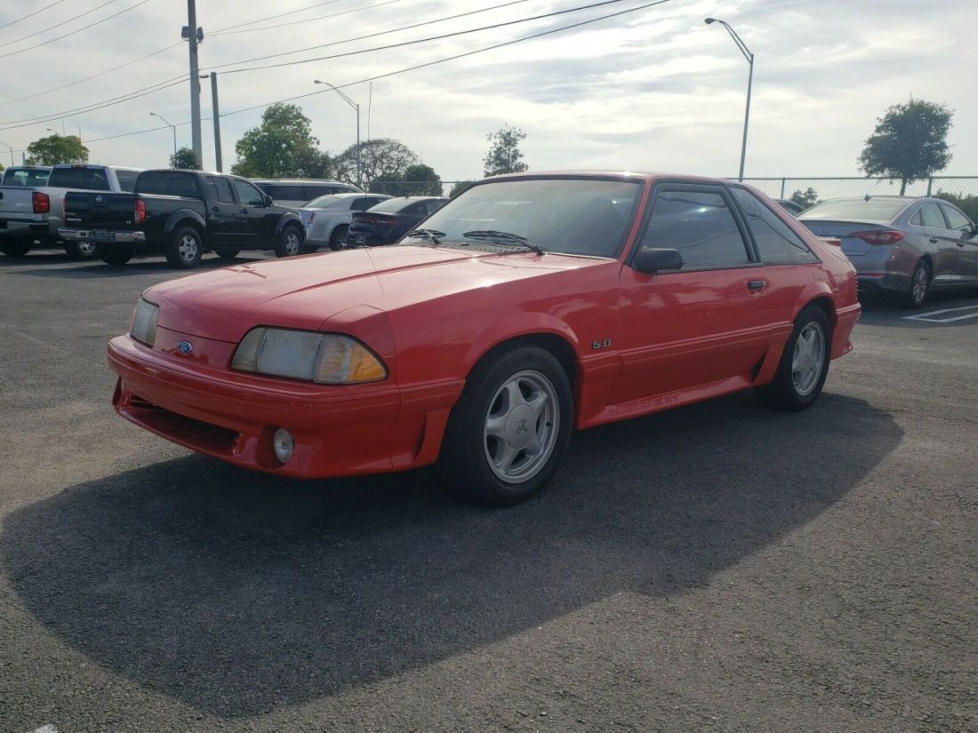 1993 Ford Mustang GT - photo 3