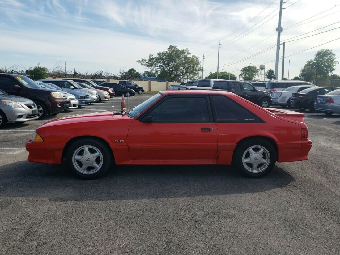 1993 Ford Mustang GT - photo 4
