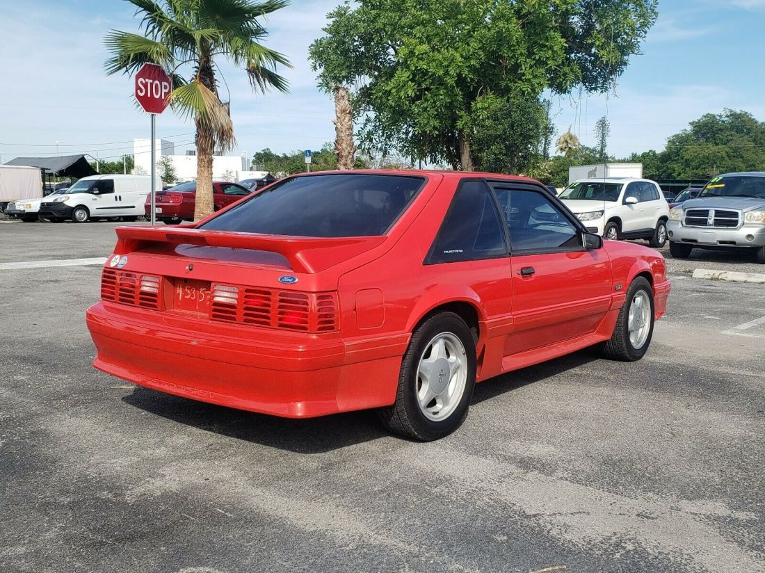 1993 Ford Mustang GT - photo 7