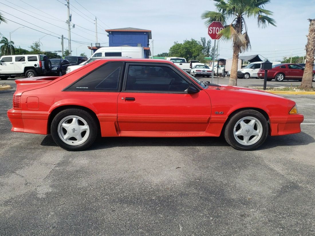 1993 Ford Mustang GT - photo 8