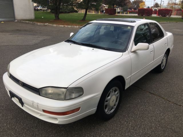 1994 Toyota Camry XLE V6 - photo 2