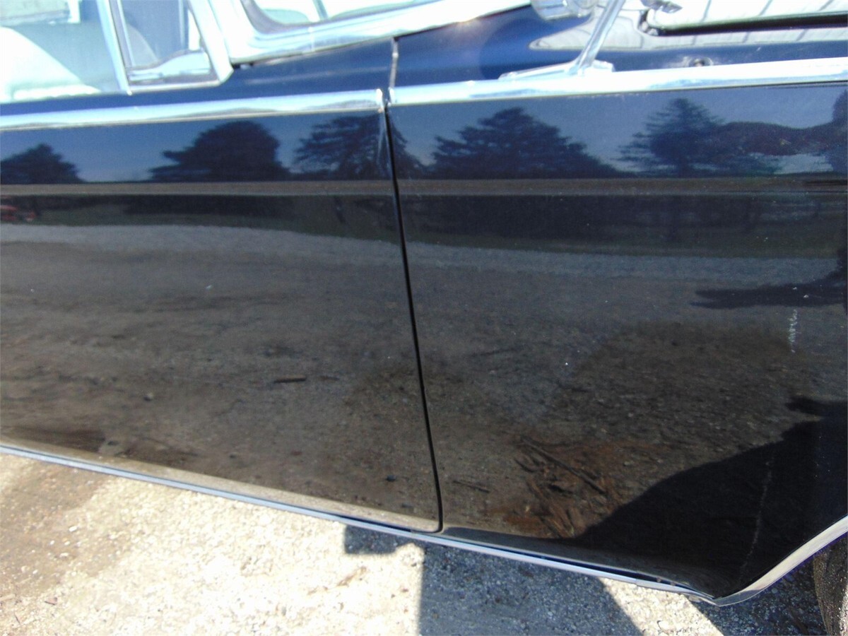 1965 Chrysler Imperial Crown Four Door Hardtop - photo 8