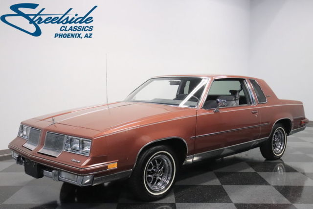 #'S MATCH 307 V8, AUTO, PS, A/C, FRNT DISC, OWNERS MANUAL, LOW MILGE, GR8 CRUISR 1986 Oldsmobile Cutlass Supreme