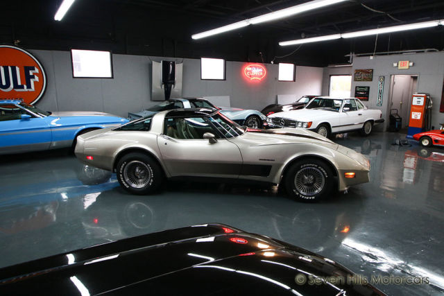 1982 Chevrolet Corvette Collector Edition - photo 3