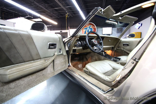 1982 Chevrolet Corvette Collector Edition - photo 8