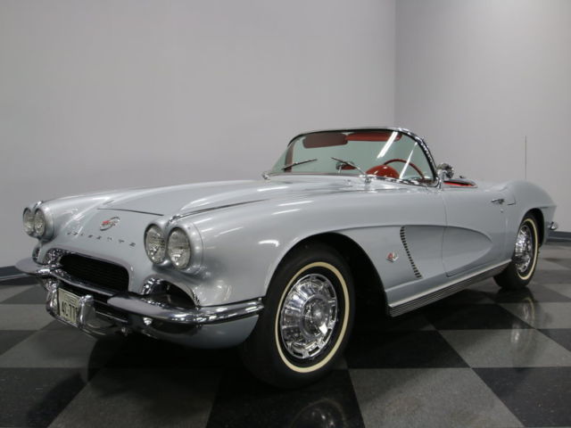 #'S MATCHING, CORRECT SATEEN SILVER, NICE RED INTERIOR, GREAT ORIGINAL C1 VETTE! 1962 Chevrolet Corvette