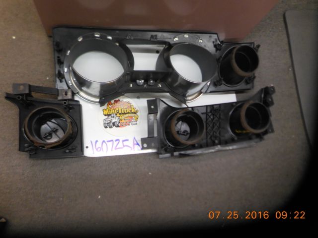 1960 Ford Mustang - photo 2