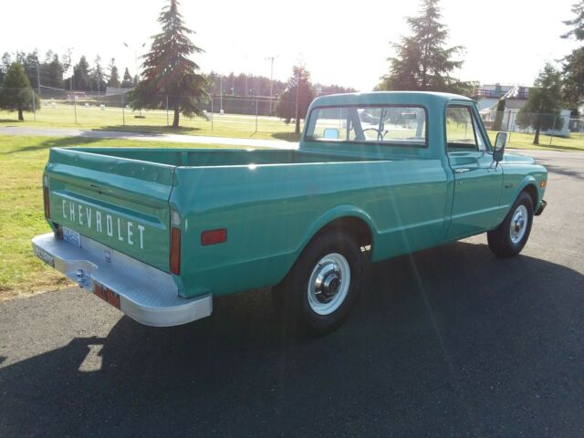 1972 Chevrolet C-10 C-20. 53k Documented OG Miles 100% OG Paint & Int. - photo 9
