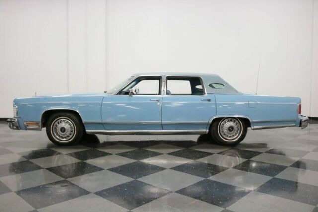 1978 Lincoln Continental Town Car - photo 3