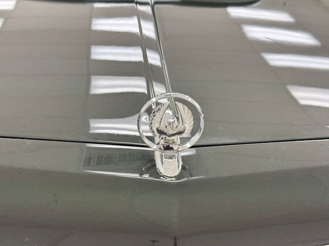 1964 Chrysler Imperial LeBaron 4 Door Hardtop - photo 10