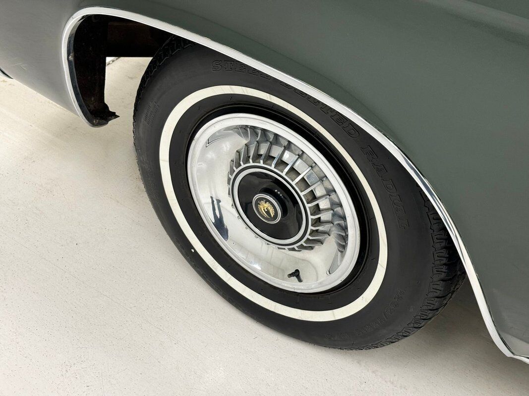 1964 Chrysler Imperial LeBaron 4 Door Hardtop - photo 12