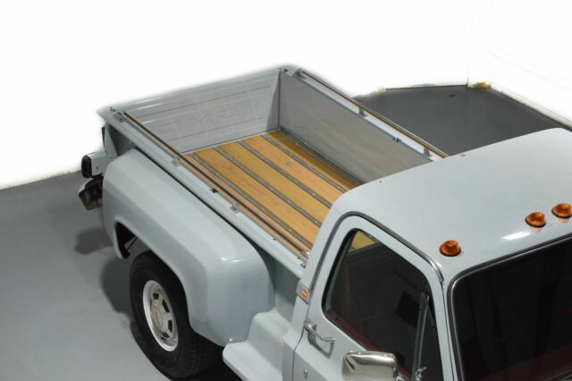 1982 GMC Sierra 2500 Step-Side 8 foot bed - photo 10