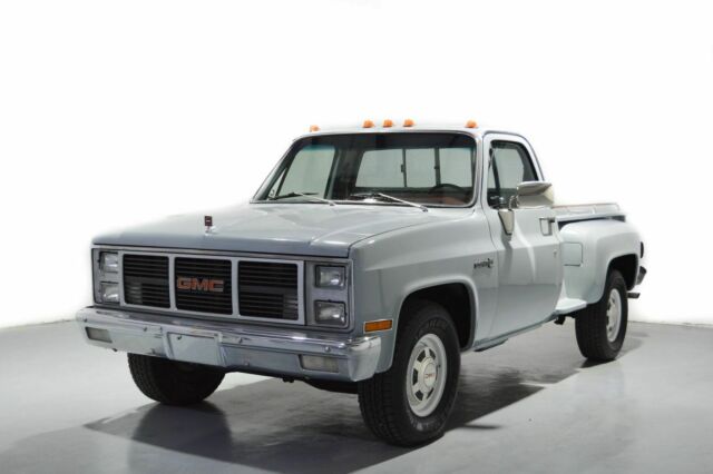 1982 GMC Sierra 2500 Step-Side 8 foot bed - photo 2