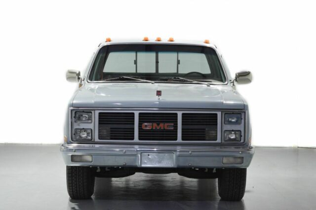 1982 GMC Sierra 2500 Step-Side 8 foot bed - photo 3