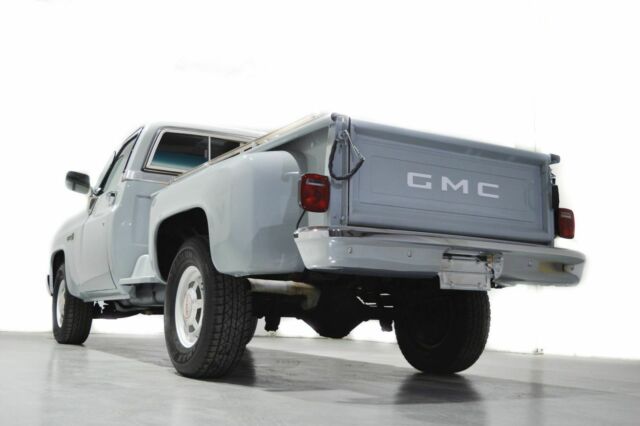 1982 GMC Sierra 2500 Step-Side 8 foot bed - photo 7