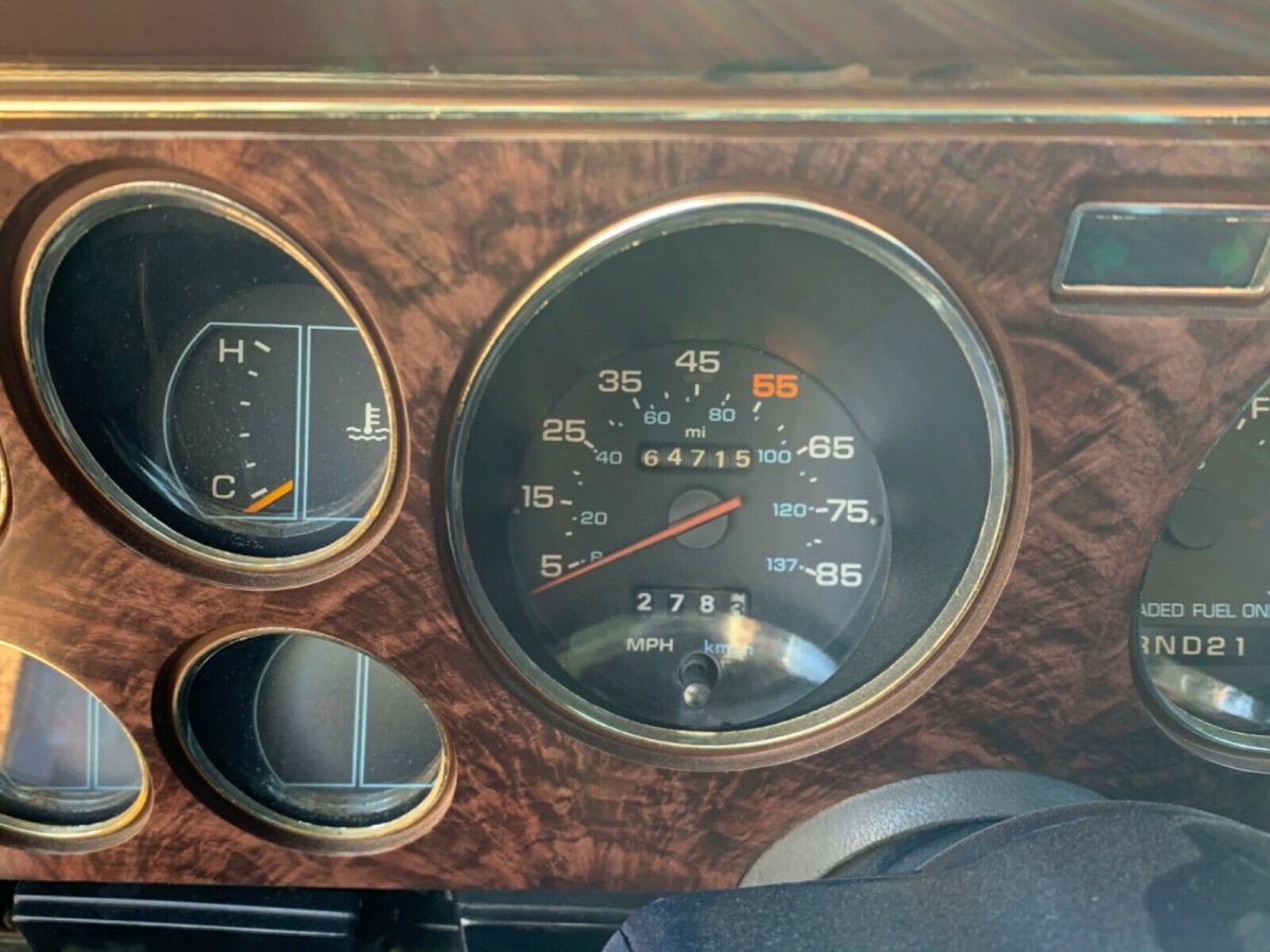 1980 Chrysler 300 Series - photo 8