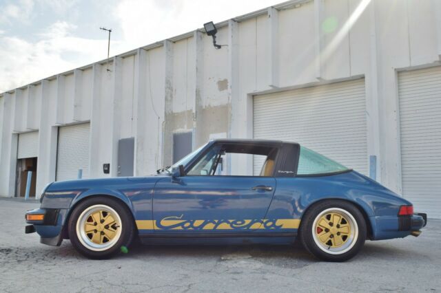 1982 Porsche 911 SC Targa