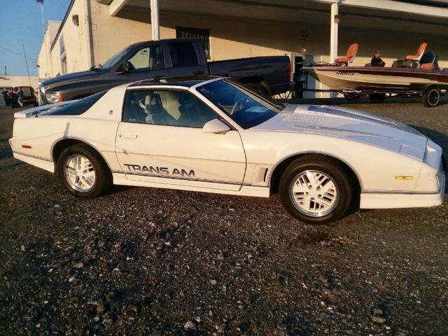 1984 Pontiac Trans Am 15th Anniversary - photo 6