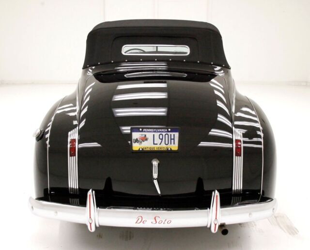1940 DeSoto Custom Series S7C Convertible Coupe - photo 4