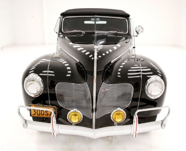 1940 DeSoto Custom Series S7C Convertible Coupe - photo 7