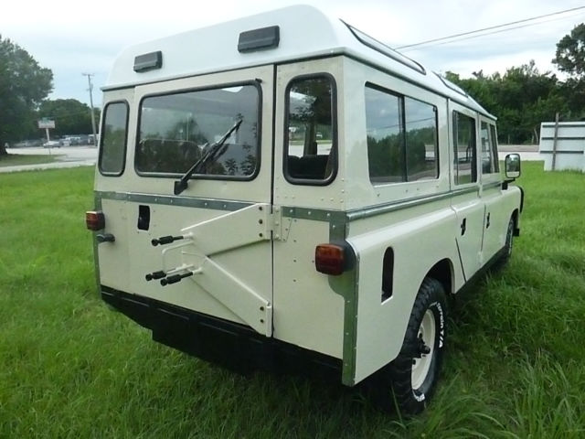 1982 Land Rover Defender Defender 110 - photo 5