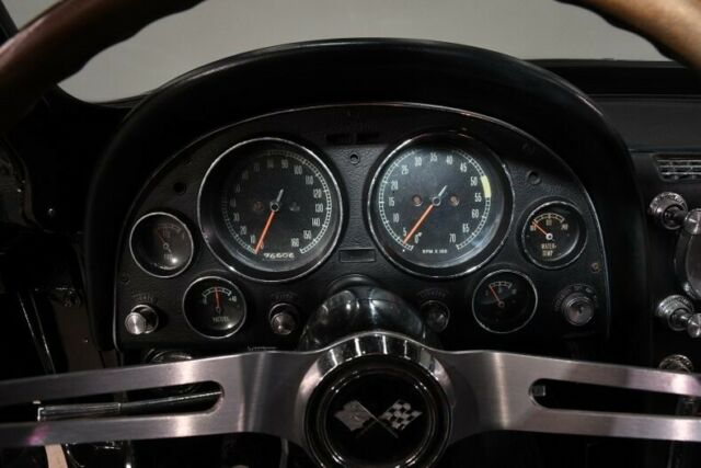 1965 Chevrolet Corvette -- - photo 2