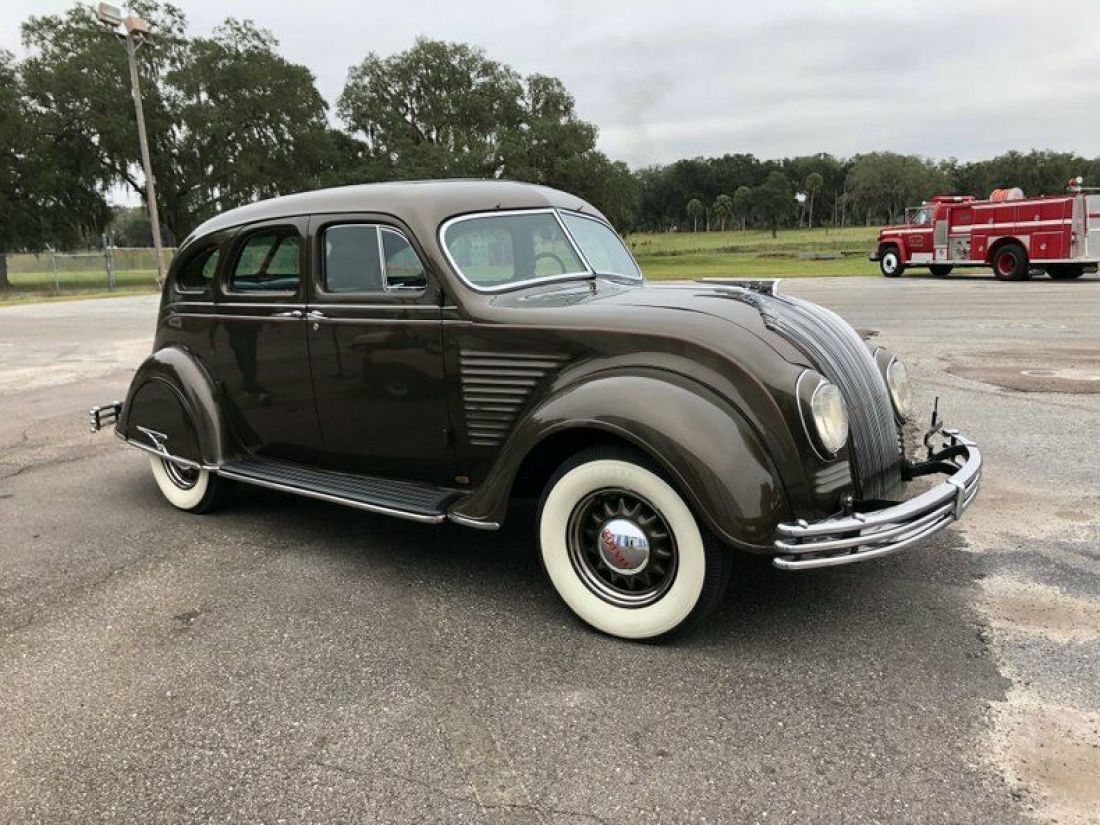 1934 Chrysler Airflow - photo 3