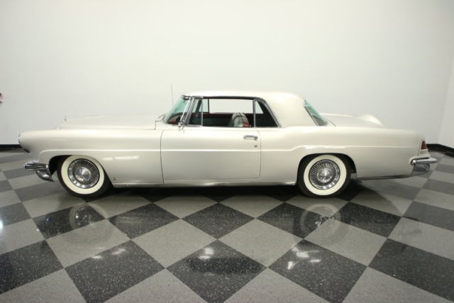 1957 Lincoln Continental - photo 2