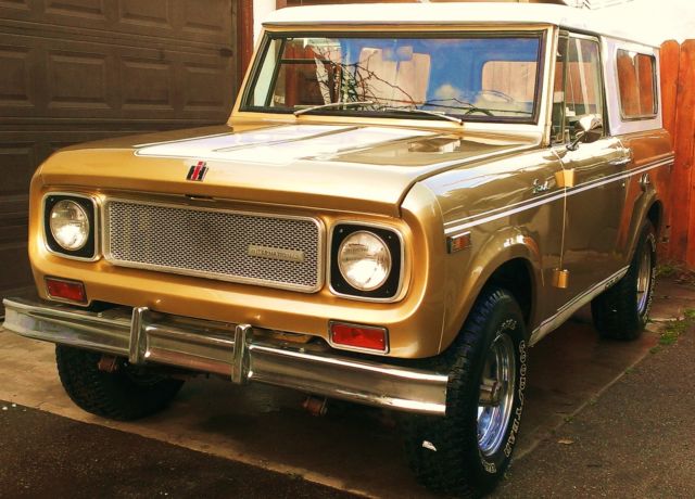 1970 International Harvester Scout Gold SR2 V8, 1 of 500 Made - photo 3