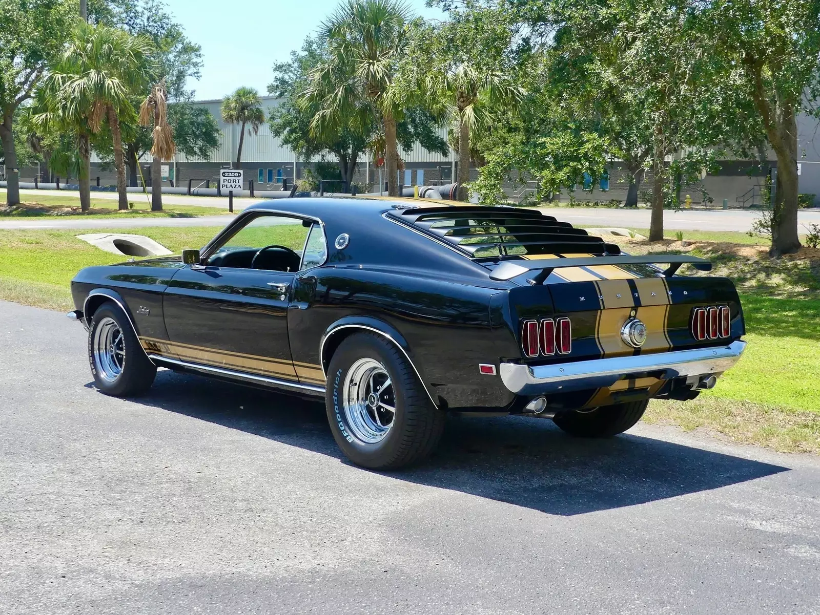 1969 Ford Mustang Sportsroof R-Code 428 Cobra Jet - photo 13