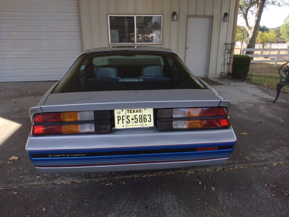 1982 Chevrolet Camaro Indianapolis 500 Pace Car - photo 4