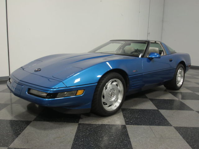 1 OF 7 BUILT IN THIS COLOR, TRUE ZR-1, 15K ACTUAL MILES, LOADED, DIALED-IN C4!! 1993 Chevrolet Corvette Base Hatchback 2-Door