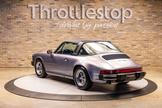 1988 Porsche 911 Targa "Commemorative Edition" - photo 9