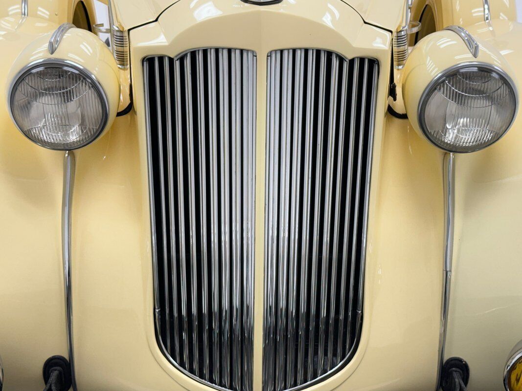 1938 Packard Twelve 1607 Series Convertible Coupe - photo 12
