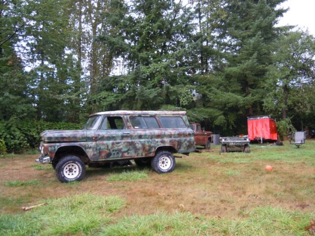 1 of 950 factory 4x4s 1966 Chevrolet Suburban